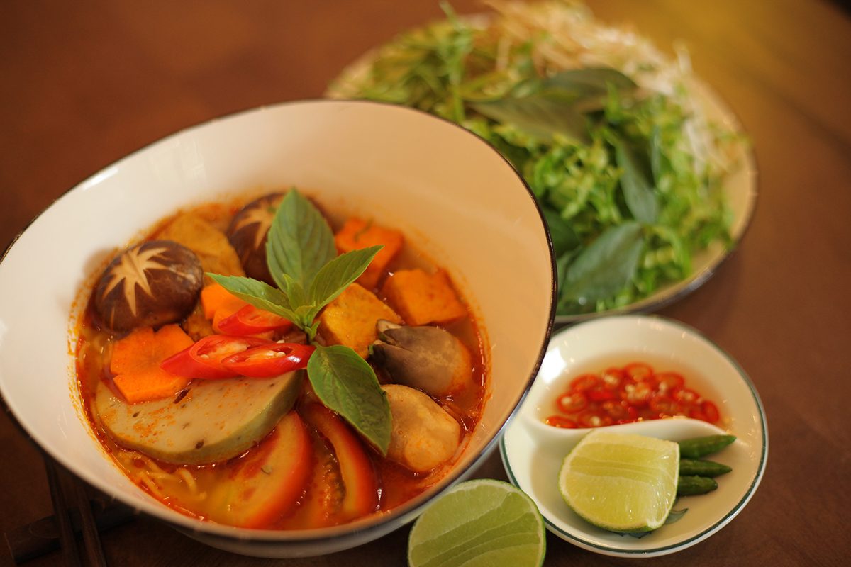 9-IMG_3673-Bún canh chua senta